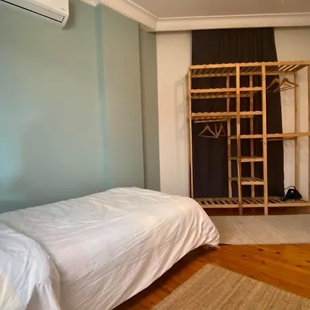 Merkezde Denize 100mt 2+1 Апартаменты Алания