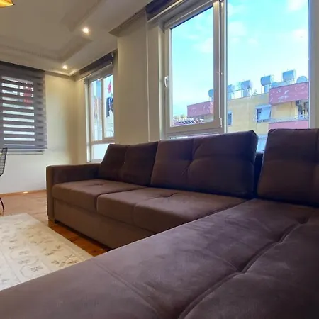 Lejlighed Merkezde Denize 100mt 2+1