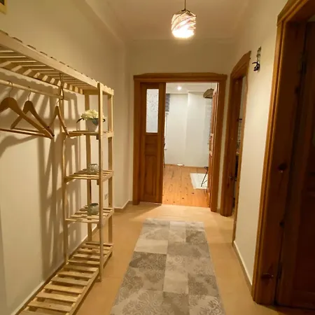 Merkezde Denize 100mt 2+1 Апартаменты *