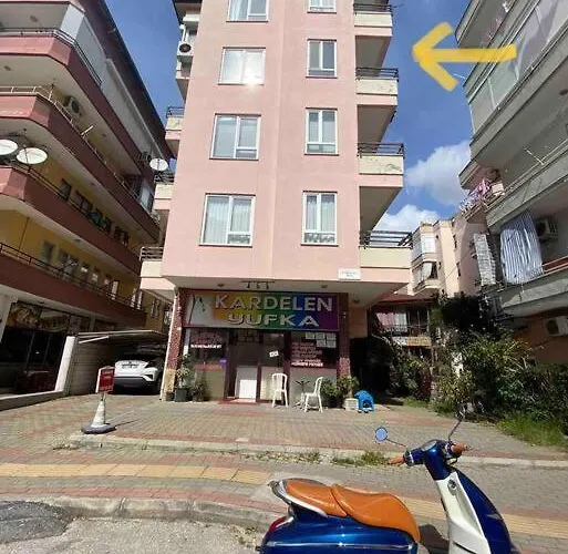 Merkezde Denize 100mt 2+1 Lejlighed *